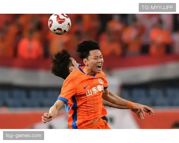 山东泰山中场失控,节奏紊乱致问题集中暴露 山东泰山中场失控,节奏紊乱致问题集中暴露