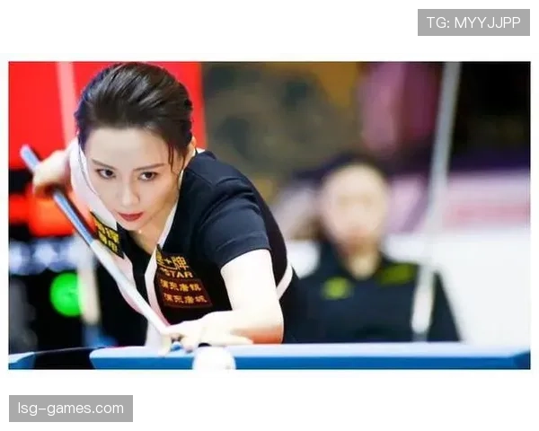 潘晓婷比赛场外的那套衣服，居然比她赢的奖杯还耀眼？